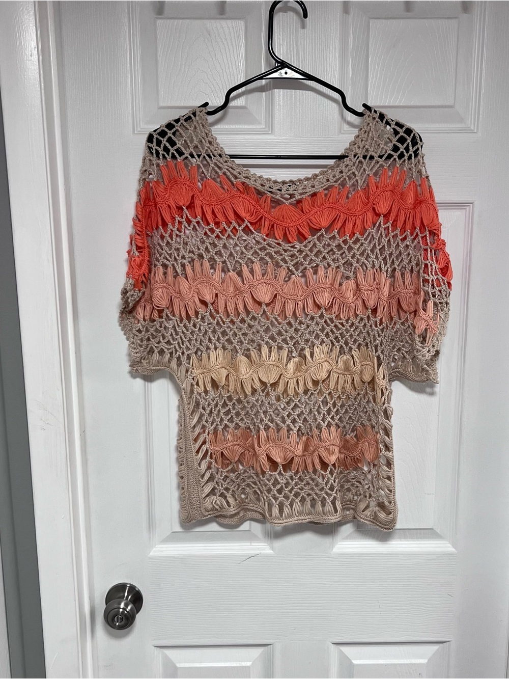 VENUS Open-Weave Off-the-Shoulder Sweater in Beige,Coral,Peach Stripes Size S